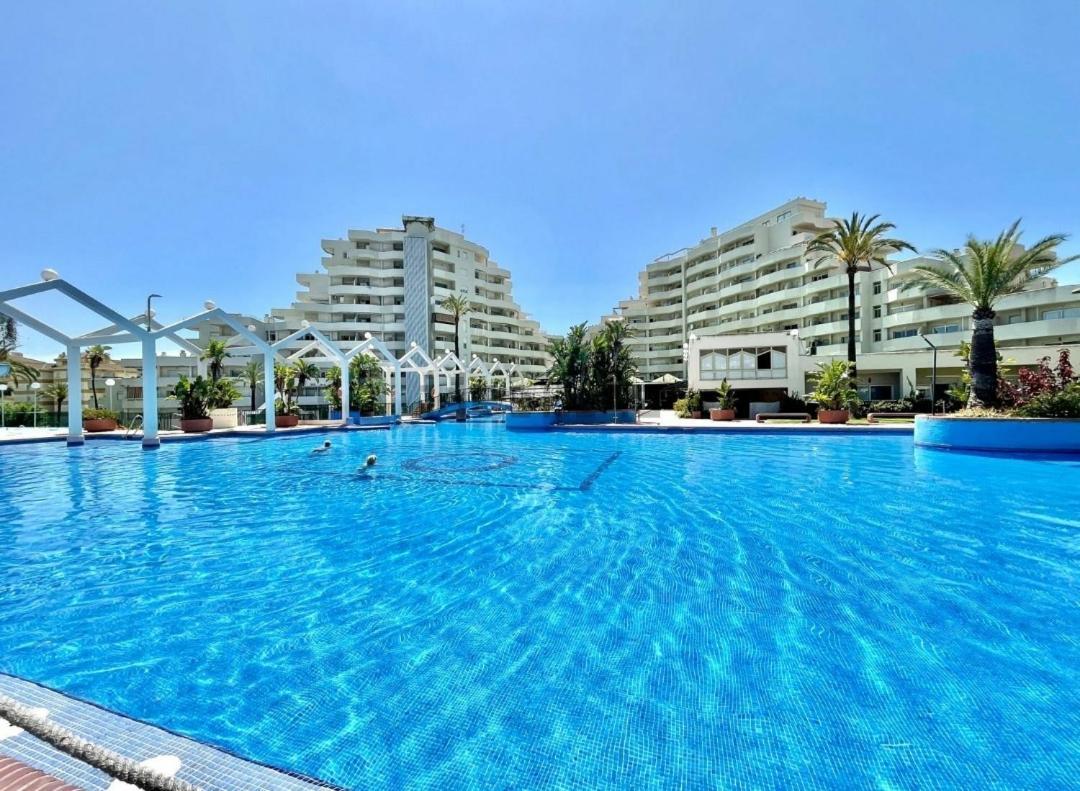 El Estudio De La Playa Benalbeach Holidays Paradise Benalmádena Exterior foto