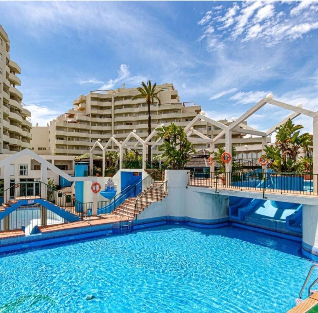 El Estudio De La Playa Benalbeach Holidays Paradise Benalmádena Exterior foto